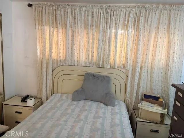 8156 Hazeltine, Panorama City, CA 91402