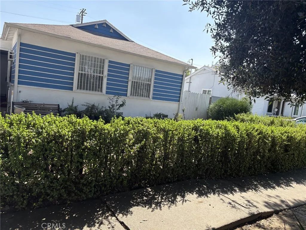 8156 Hazeltine, Panorama City, CA 91402