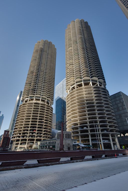 300 N STATE Street 2424, Chicago, IL 60654