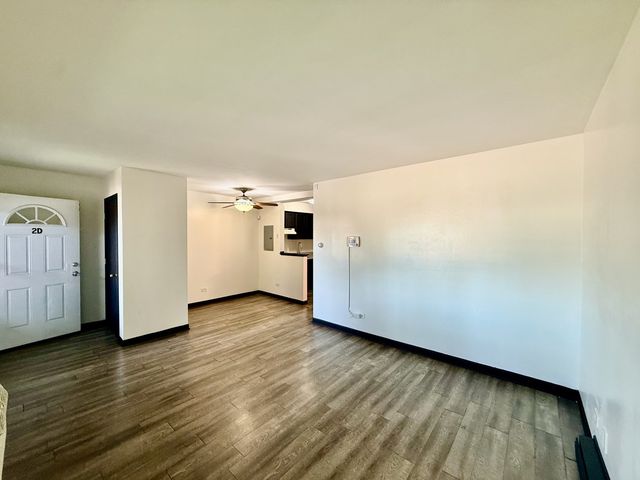 4211 W 95th Street 2D, Oak Lawn, IL 60453