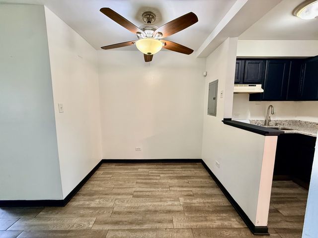 4211 W 95th Street 2D, Oak Lawn, IL 60453