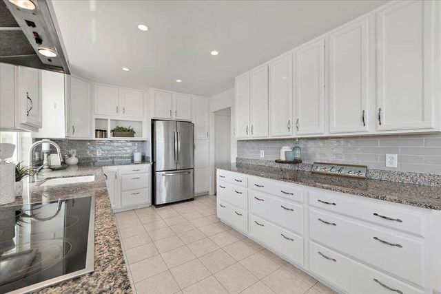 205 Hillcrest Road, San Carlos, CA 94070