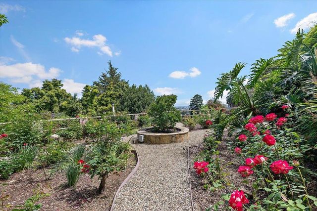 205 Hillcrest Road, San Carlos, CA 94070