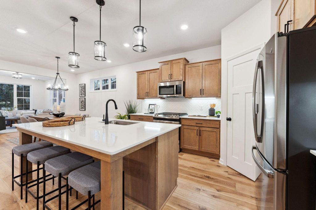 1282 Beaumont Boulevard, Jordan, MN 55352 — exterior