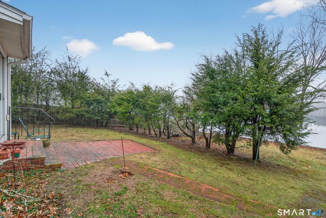 57 Glenmoor Drive, East Haven, CT 06512