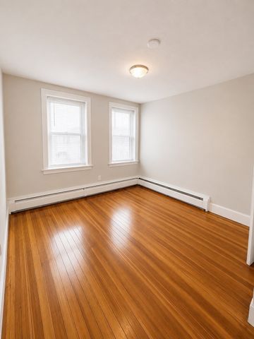260 Washington St 26, Salem, MA 01970