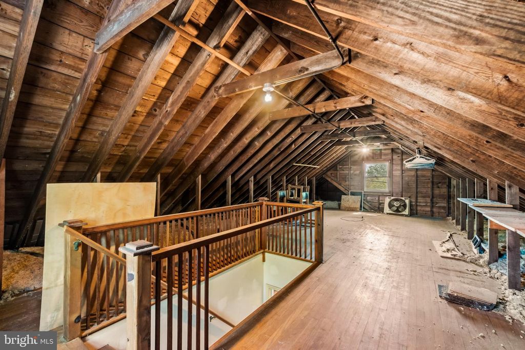 Image 27 of property listing at 5510 GREENFIELD AVE, Baltimore, MD 21206