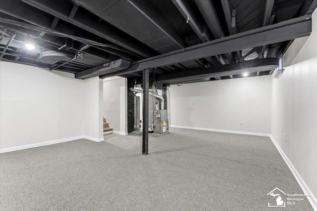 6810 Robinson Street, Allen Park, MI 48101