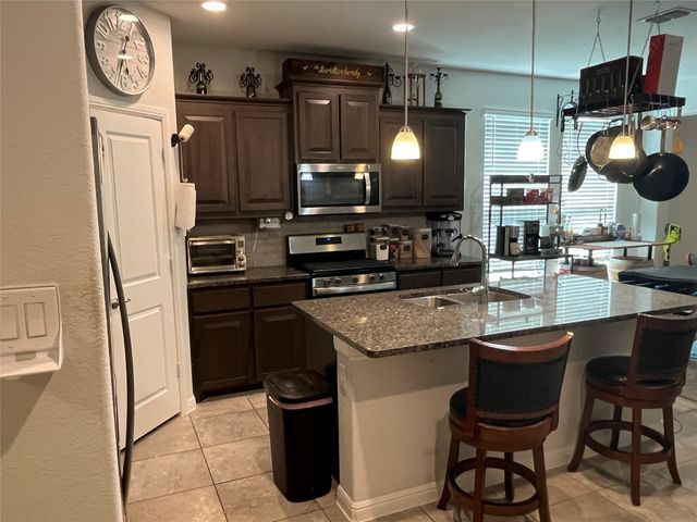 1107 Admiral Drive, Azle, TX 76020