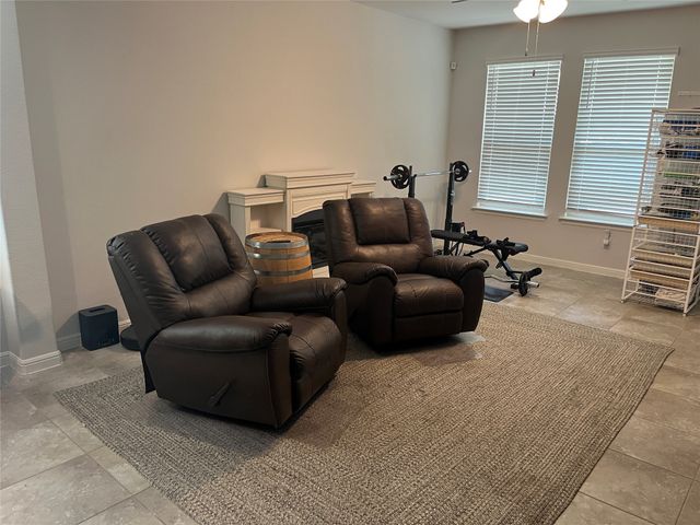1107 Admiral Drive, Azle, TX 76020