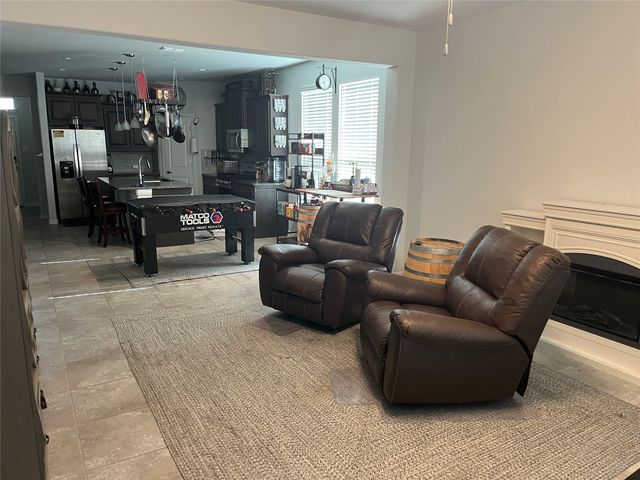 1107 Admiral Drive, Azle, TX 76020