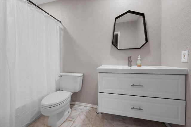 2312 Perkins Road, Arlington, TX 76016