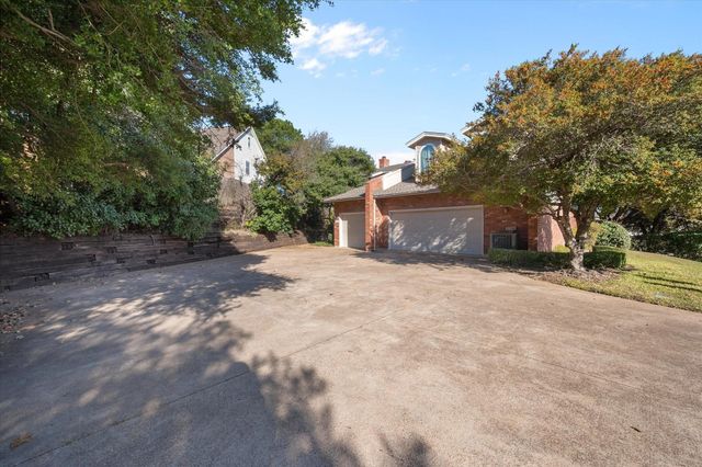 2312 Perkins Road, Arlington, TX 76016