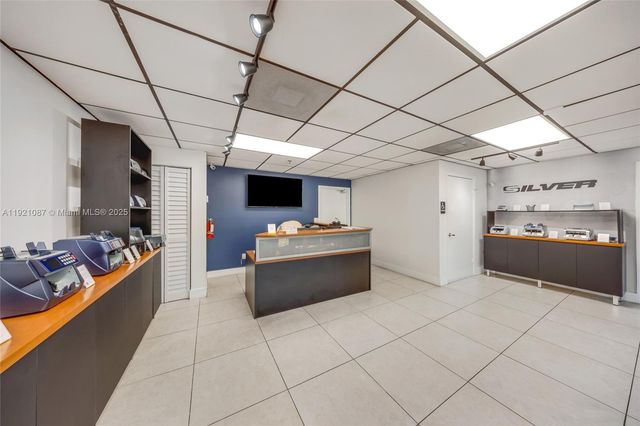 7104 NW 50th St 5-1, Miami, FL 33166