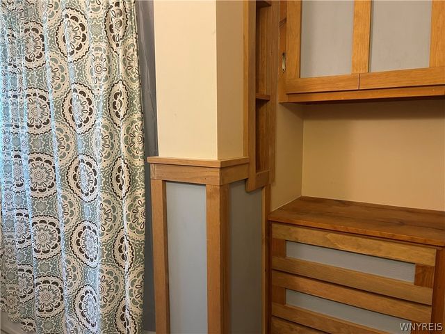 241 Westwood Road, Lancaster, NY 14086