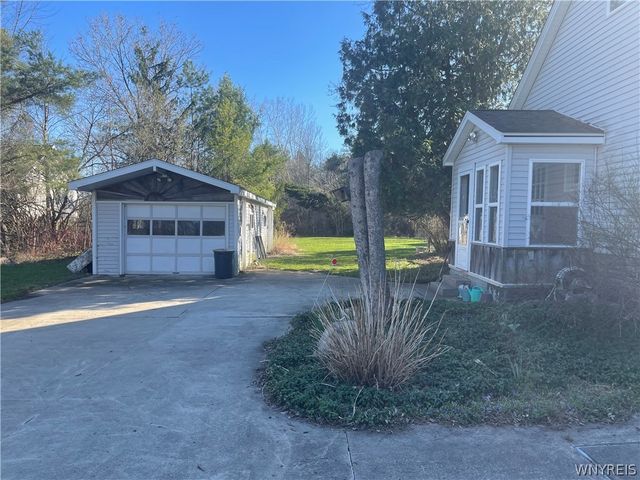 241 Westwood Road, Lancaster, NY 14086