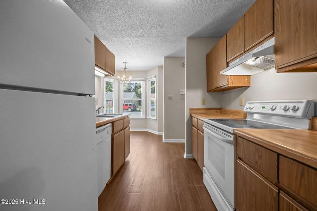 1514 Tramway Court, Midway Park, NC 28544