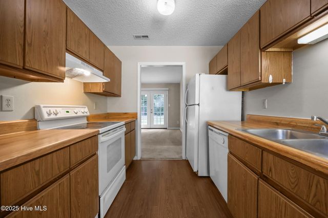 1514 Tramway Court, Midway Park, NC 28544