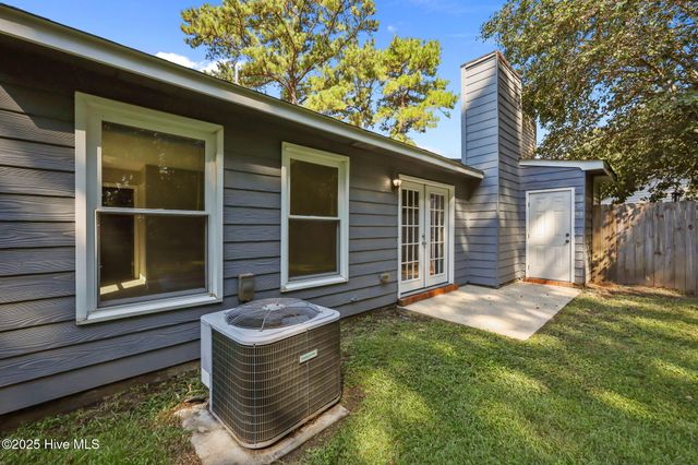 1514 Tramway Court, Midway Park, NC 28544