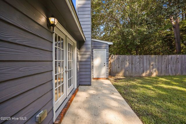 1514 Tramway Court, Midway Park, NC 28544