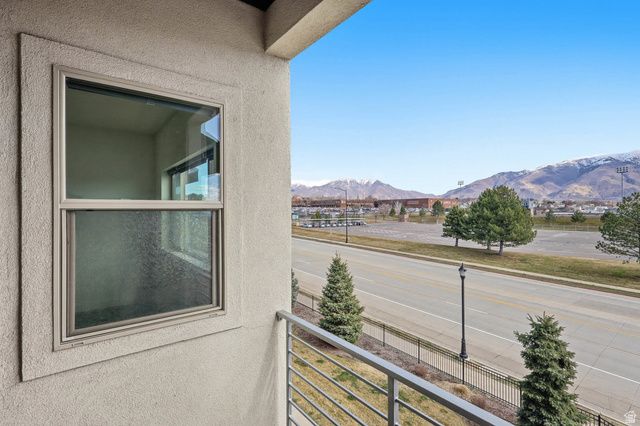 2214 N 450 W, Layton, UT 84041
