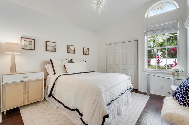 13810 Cross Pointe Court, West Palm Beach, FL 33418