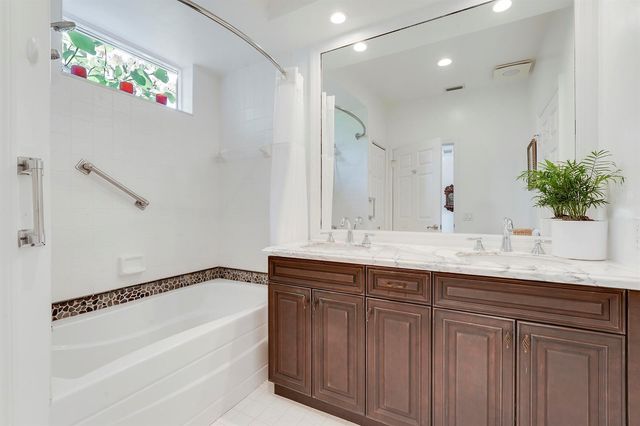 13810 Cross Pointe Court, West Palm Beach, FL 33418