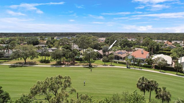 13810 Cross Pointe Court, West Palm Beach, FL 33418