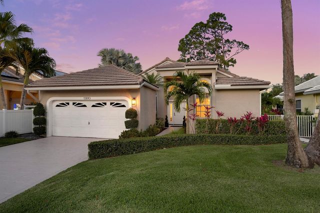 13810 Cross Pointe Court, West Palm Beach, FL 33418
