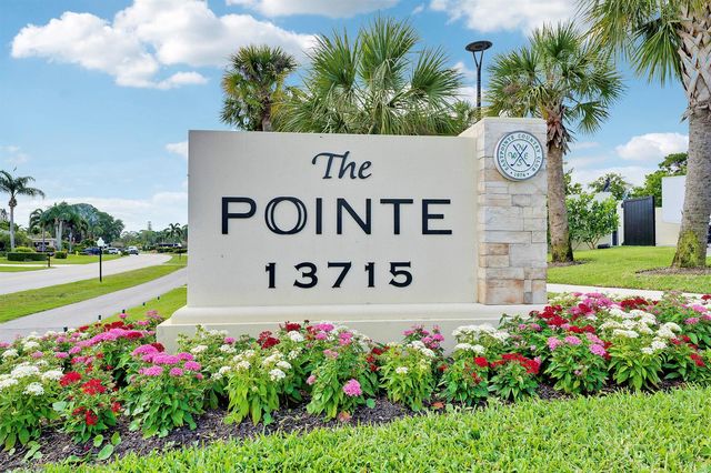 13810 Cross Pointe Court, West Palm Beach, FL 33418