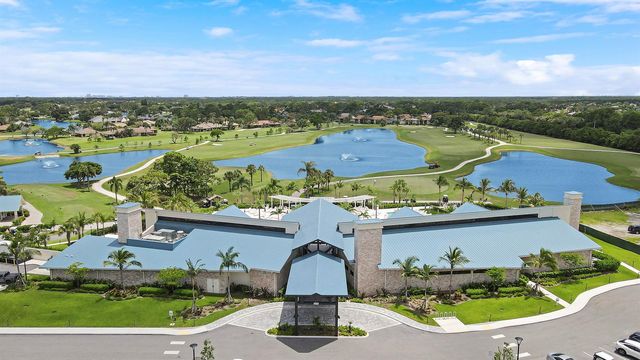 13810 Cross Pointe Court, West Palm Beach, FL 33418