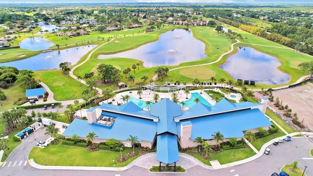 13810 Cross Pointe Court, West Palm Beach, FL 33418