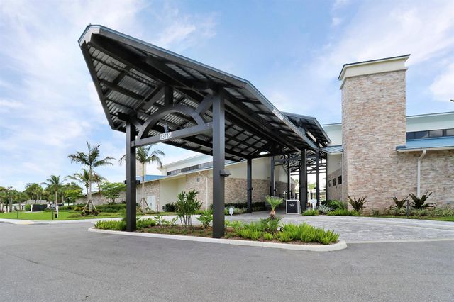 13810 Cross Pointe Court, West Palm Beach, FL 33418