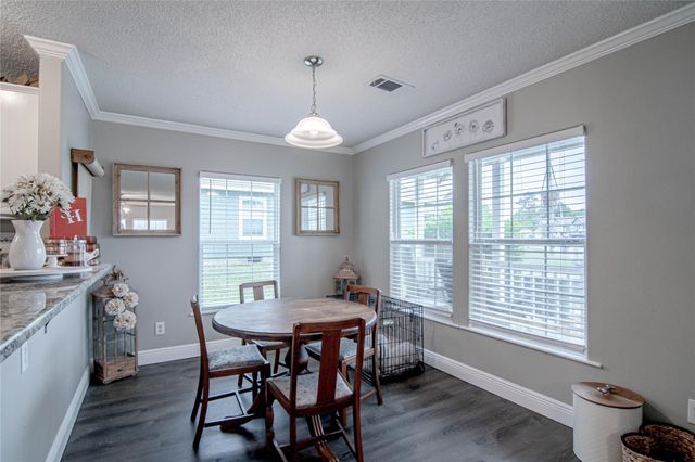 160 Varsity Drive, Huntsville, TX 77340