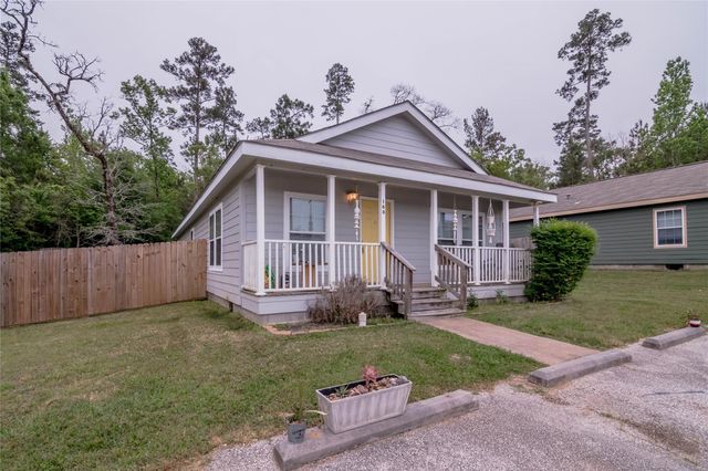 160 Varsity Drive, Huntsville, TX 77340