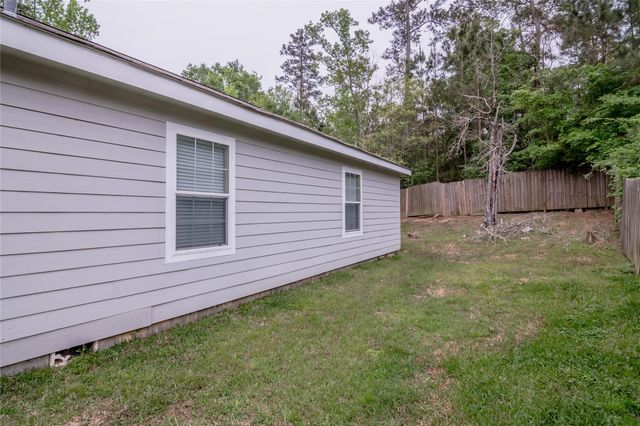 160 Varsity Drive, Huntsville, TX 77340