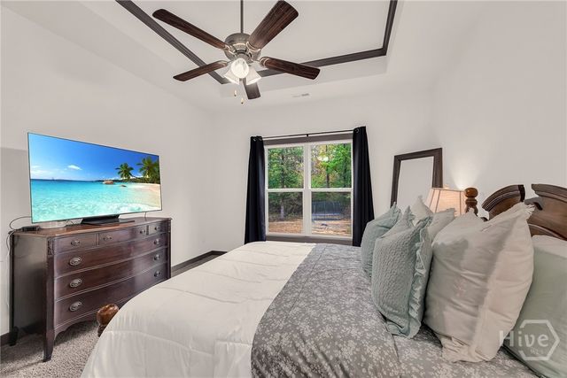 153 N Point Circle, Hartwell, GA 30643