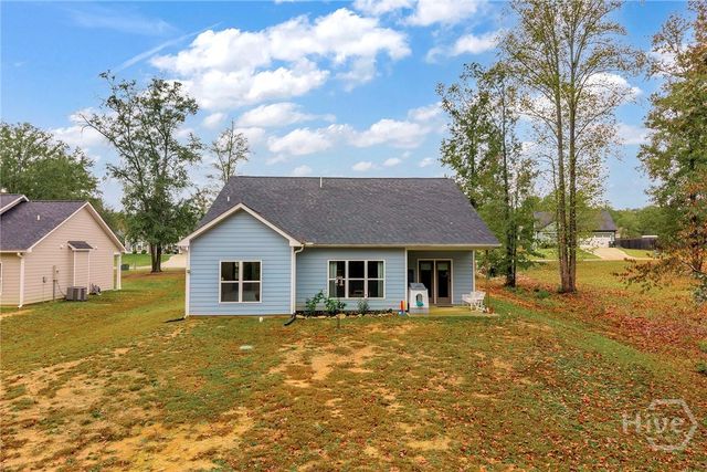 153 N Point Circle, Hartwell, GA 30643