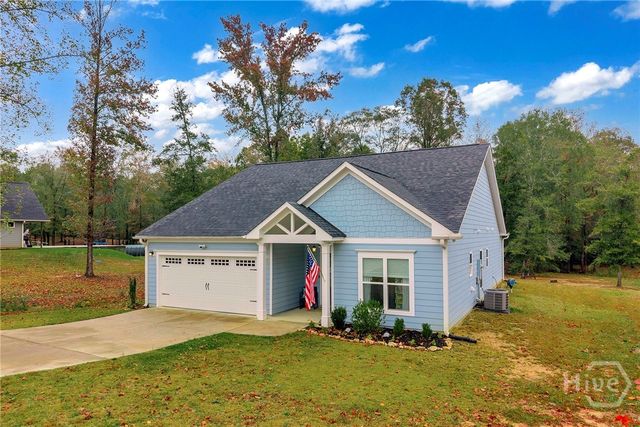 153 N Point Circle, Hartwell, GA 30643