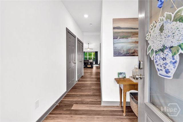 153 N Point Circle, Hartwell, GA 30643