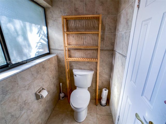 956 Mockingbird Ln 500, Plantation, FL 33324