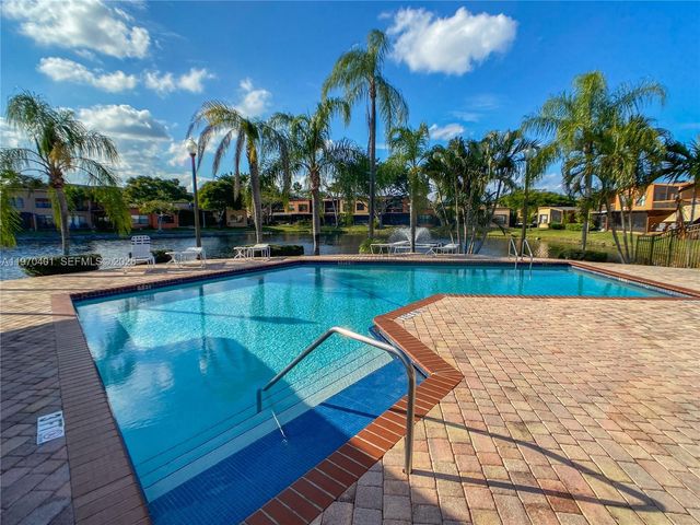 956 Mockingbird Ln 500, Plantation, FL 33324