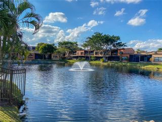 956 Mockingbird Ln 500, Plantation, FL 33324