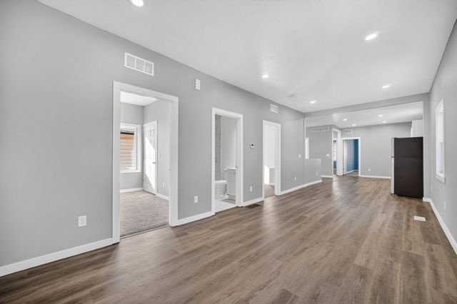 2024 Capitol Avenue, Des Moines, IA 50317