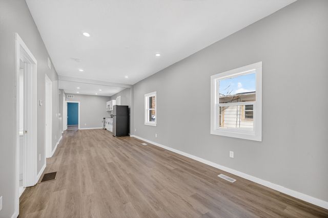 2024 Capitol Avenue, Des Moines, IA 50317