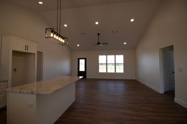 2696 FM 3042, Pittsburg, TX 75686