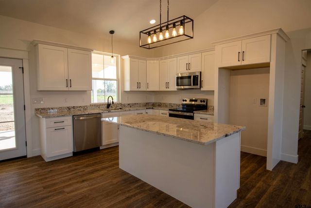 2696 FM 3042, Pittsburg, TX 75686