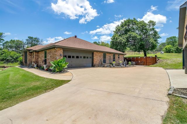 1508 Canyon Creek Drive W, Azle, TX 76020