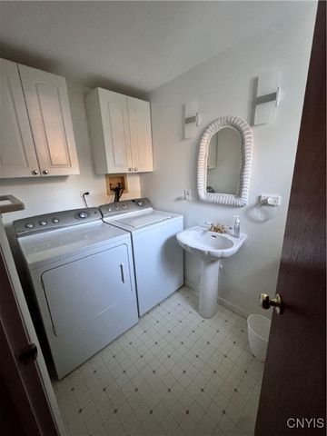 7019 East Taft Road, Cicero, NY 13057