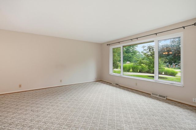10789 Kinglet Circle, Montgomery, OH 45249